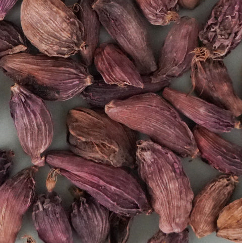 Sourcery Black Cardamom Heirloom Variety - 6 Jars x 1 Case