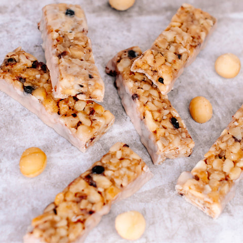 Blueberry White Chocolate Macadamia Nut Snack Bar (12 Bars)