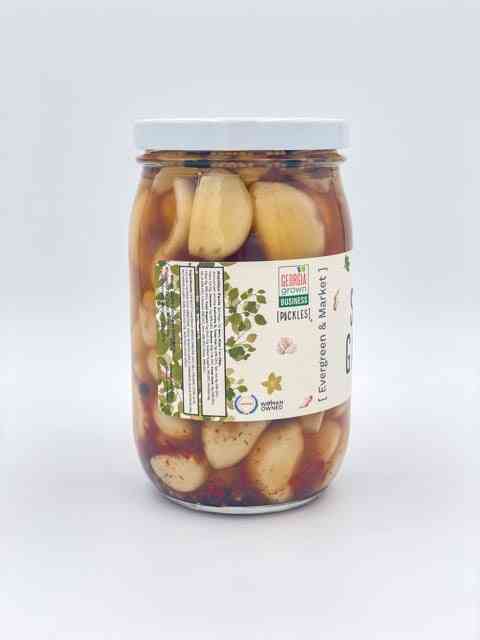 Spicy Pickled Garlic Bold Flavor Pickles The Spicy Garlic