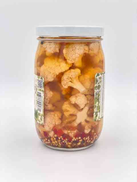 Spicy Cauliflower Pickles with Chili Flakes and Habanero