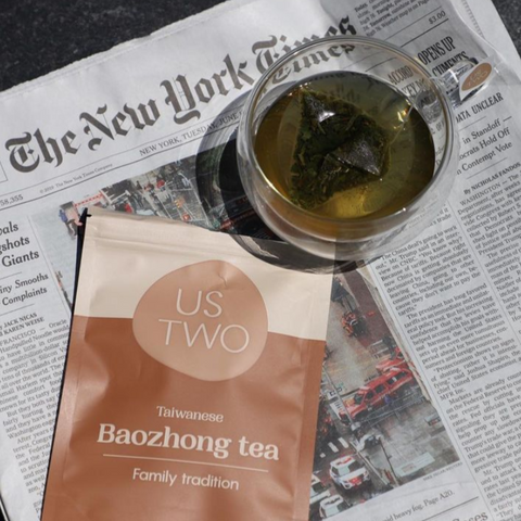 Oolong Tea and BaoZhong Tea Traditional Taiwanese Tea Set Us Two Tea